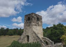 M5 TV – Festői tájon bújik meg a Szent Balázs templomrom – 2025/44. adás – 2025.11.02.