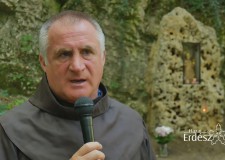“Tanítsuk meg a gyerekeknek, hogy jobb adni, mint kapni!” – Böjte Csaba ferences szerzetes